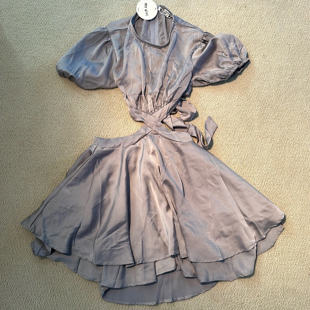 My Girl Fashion cut out waist dress size 8 NWT gray